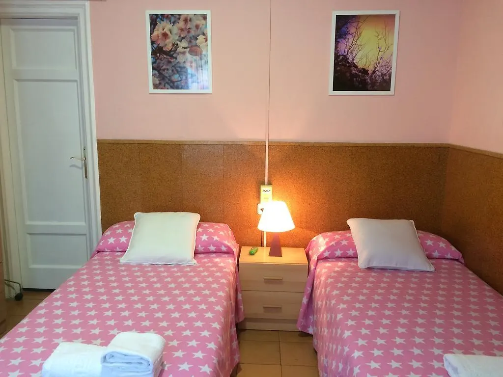 Hostal Valls Barcelona 0*,
