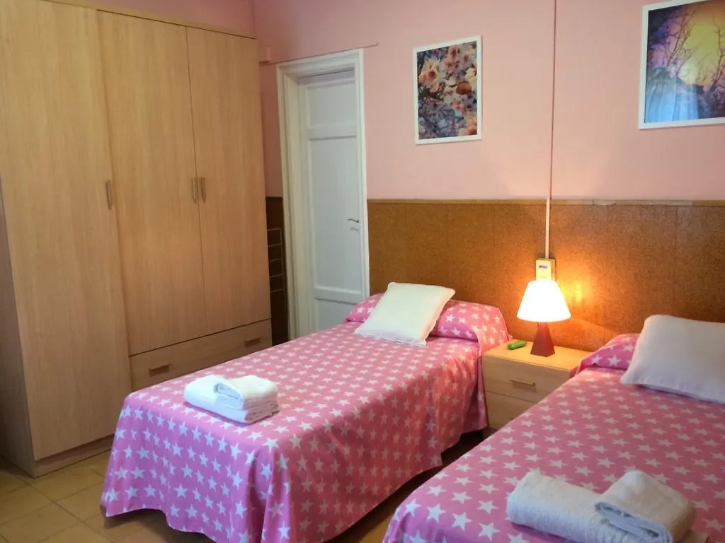 Hostal Valls 巴塞罗那 招待所